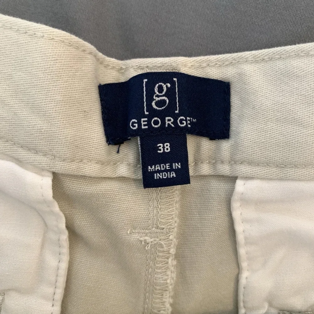 Shorts Mens 38 Beige Gray Chino Flat Front Stretch Lot Of 2 Above Knee Golf NWT